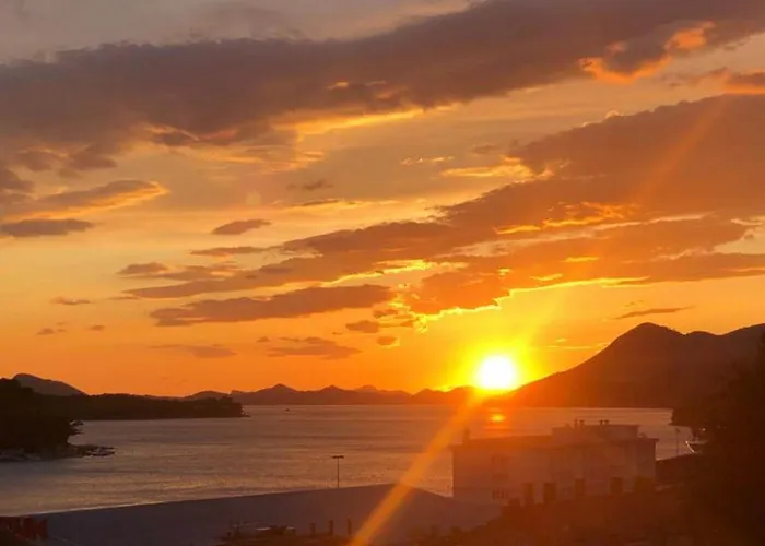 Tayra * Дубровник